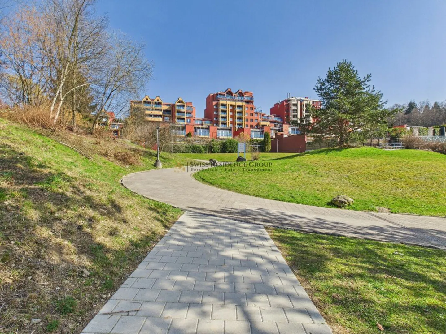 Sonniges Familienhaus mit Garten - Foto 1 von 13