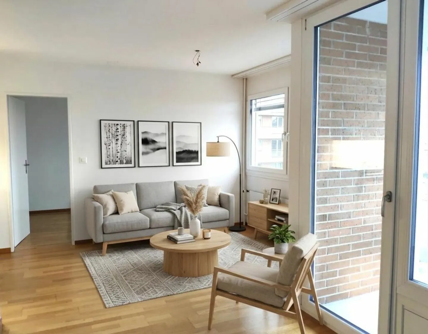 Partially renovated 4.5-room apartment on the 6th floor in Ittigen with washing tower - Photo 3 of 9