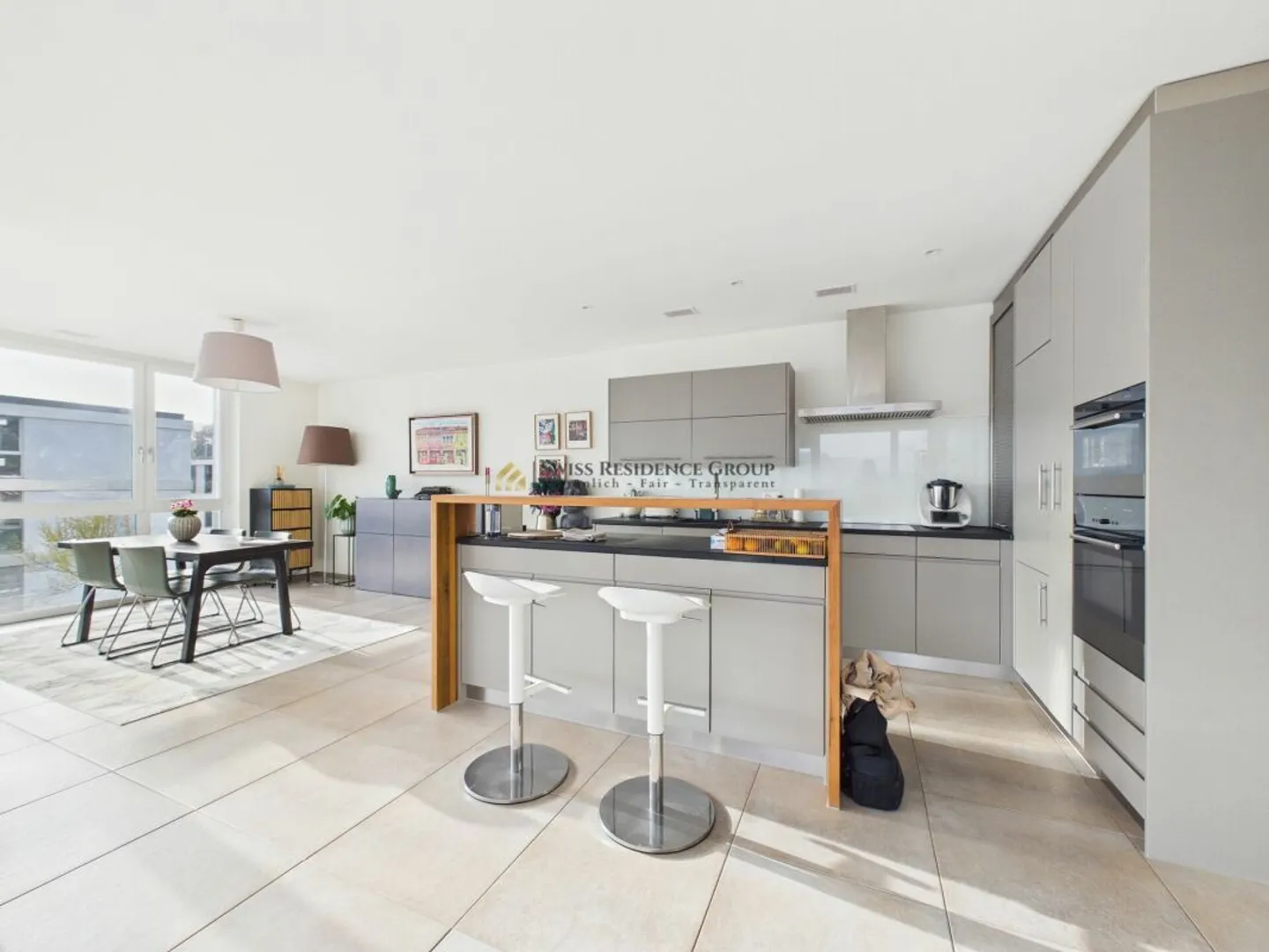 Stylish 4.5-Room Apartment - Photo 10 of 13