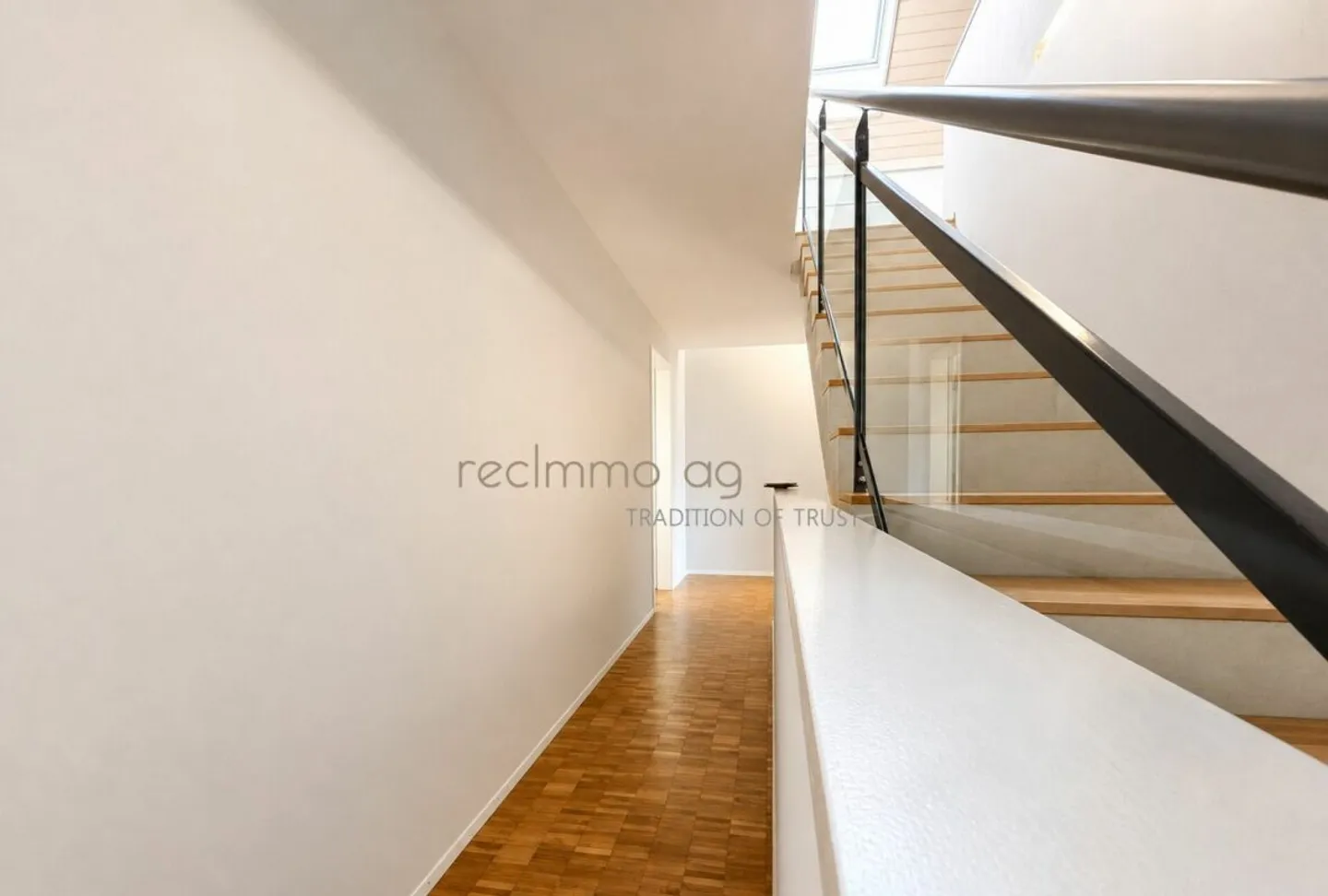 Geräumiges Familienhaus in Obfelden - Foto 10 von 13