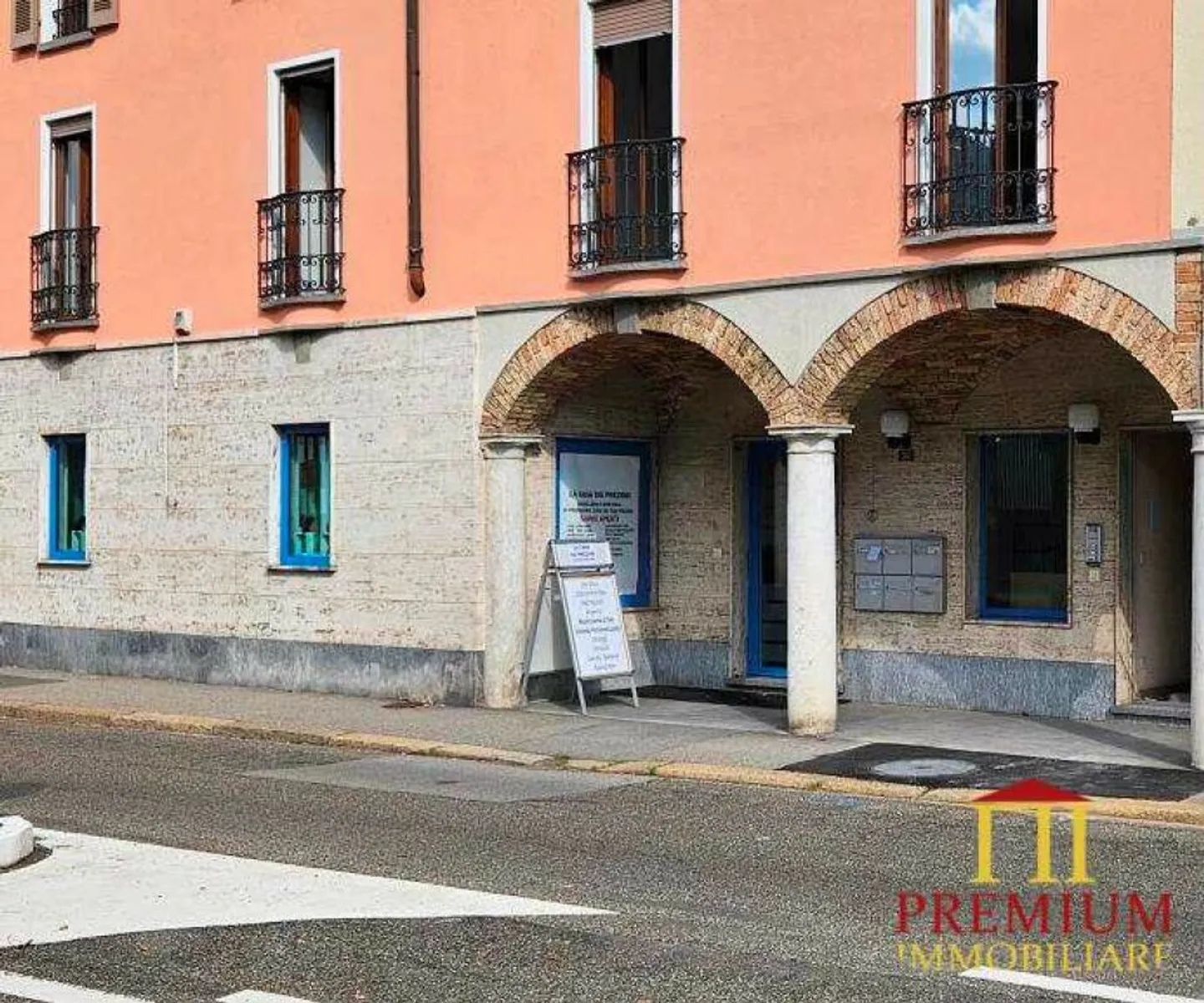 GEWERBLICHER RAUM/BÜRO/STORE - Foto 1 von 10