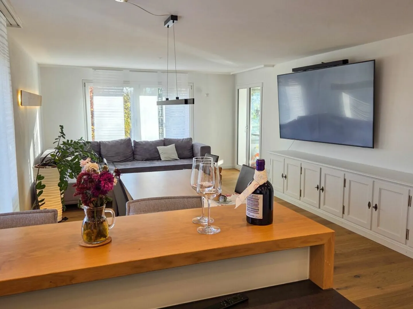 Luxurious 4.5 Room Apartment with a View of the Green - Photo 13 of 13