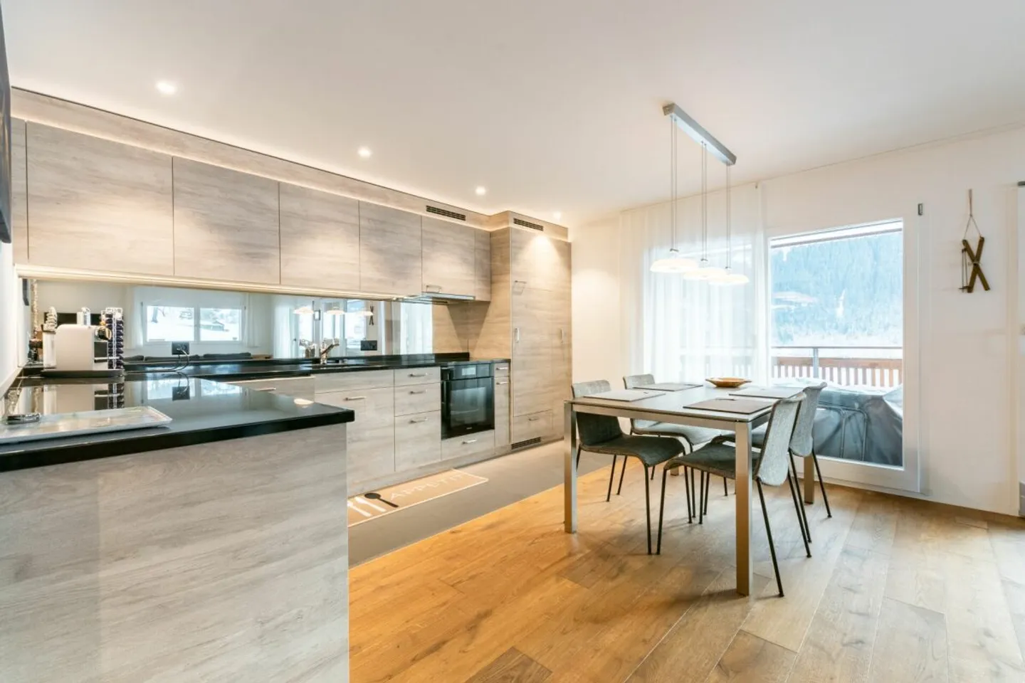 Modern 3.5-room holiday apartment, Almisgässli - Photo 5 of 13