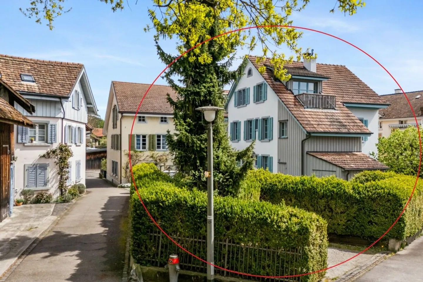 Amore per i Dettagli! Gioiello con Charme, Angoli e Spigoli. - Foto 1 di 13