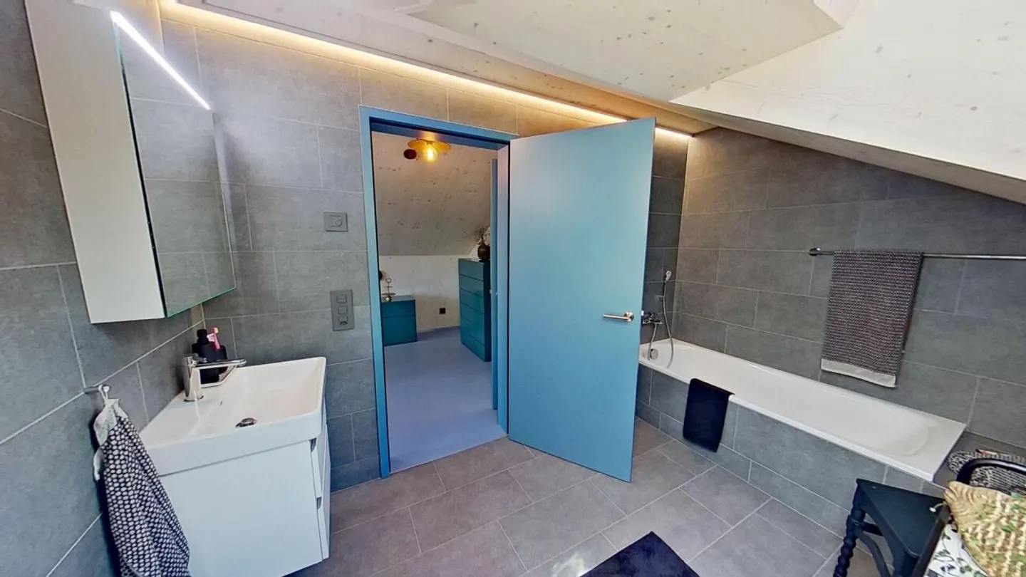 Appartement en duplex spacieux dans un nouveau bâtiment - Photo 10 sur 12