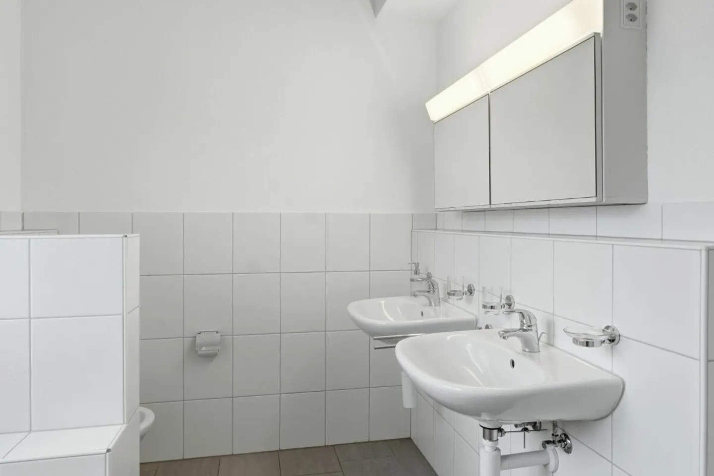 Appartement en Maisonette de 5,5 pièces lumineux en emplacement central - Photo 13 sur 13