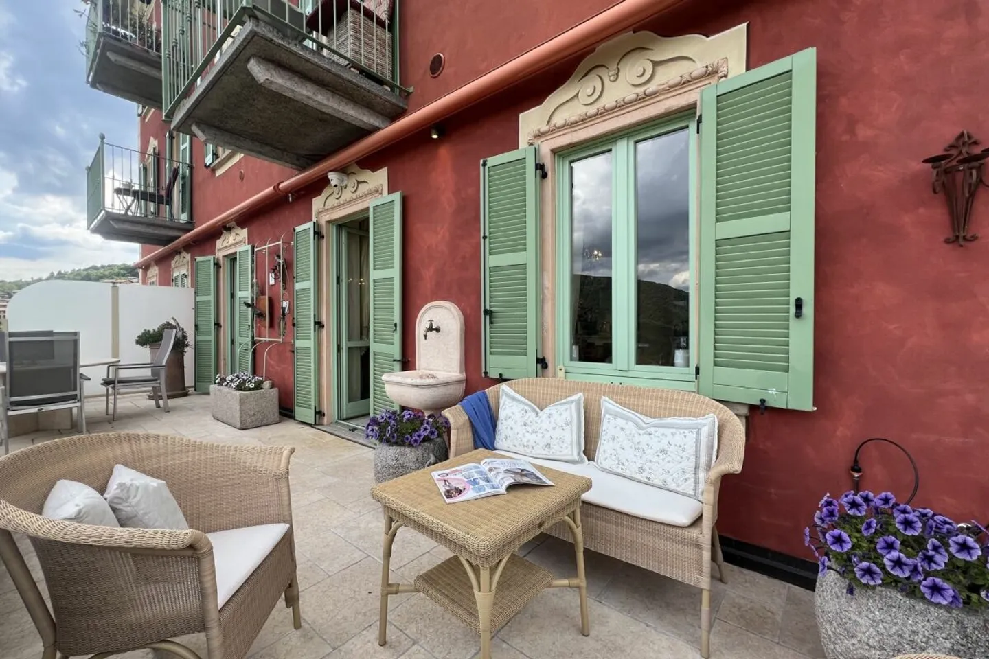 Exclusive Duplex Apartment in the Most Beautiful Sunny Location of Viconago-Cadegliano - Photo 6 of 13