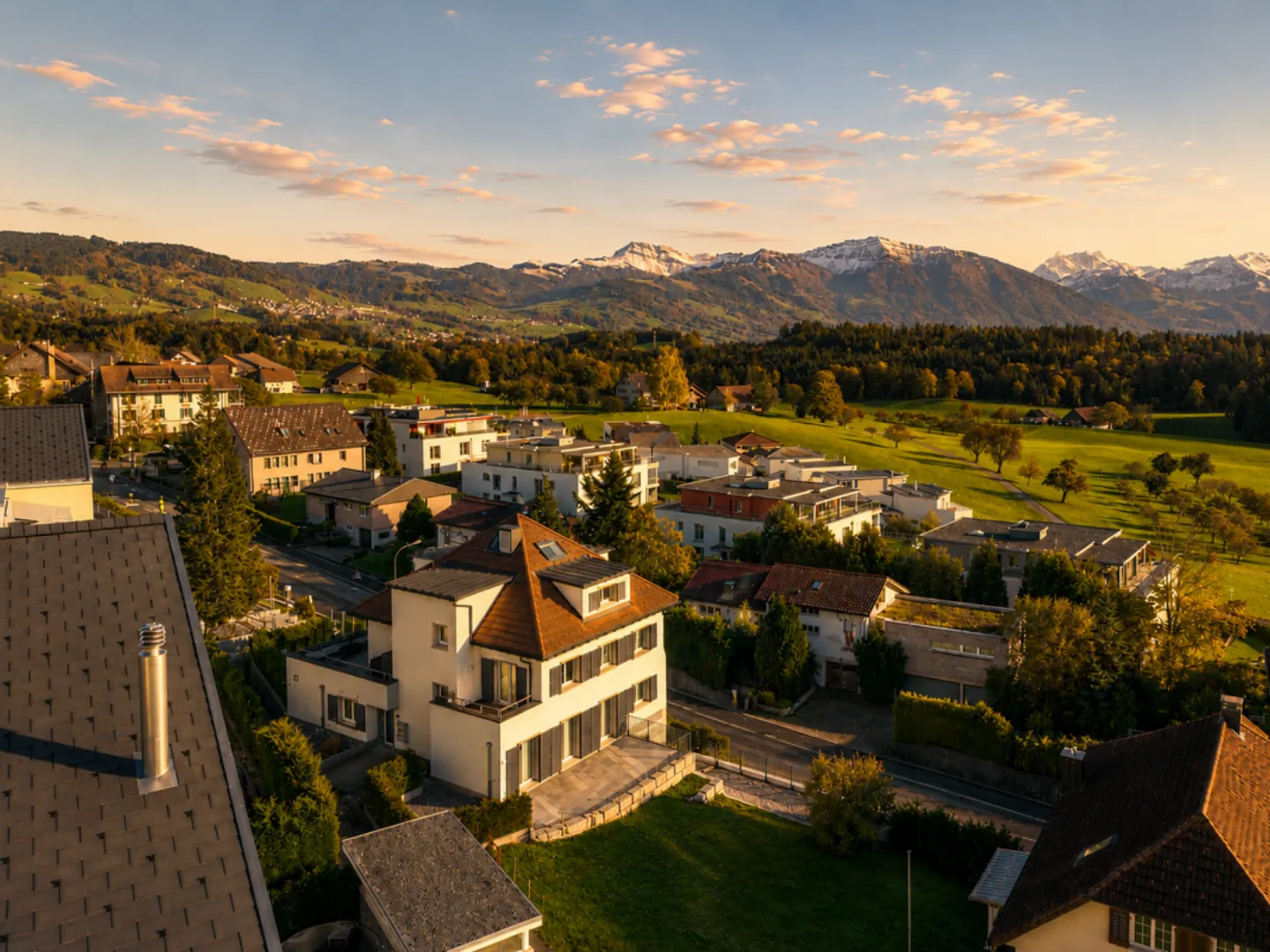 South Slope Dream Apartment with Breathtaking Mountain and Terrace Panorama - Photo 2 of 13