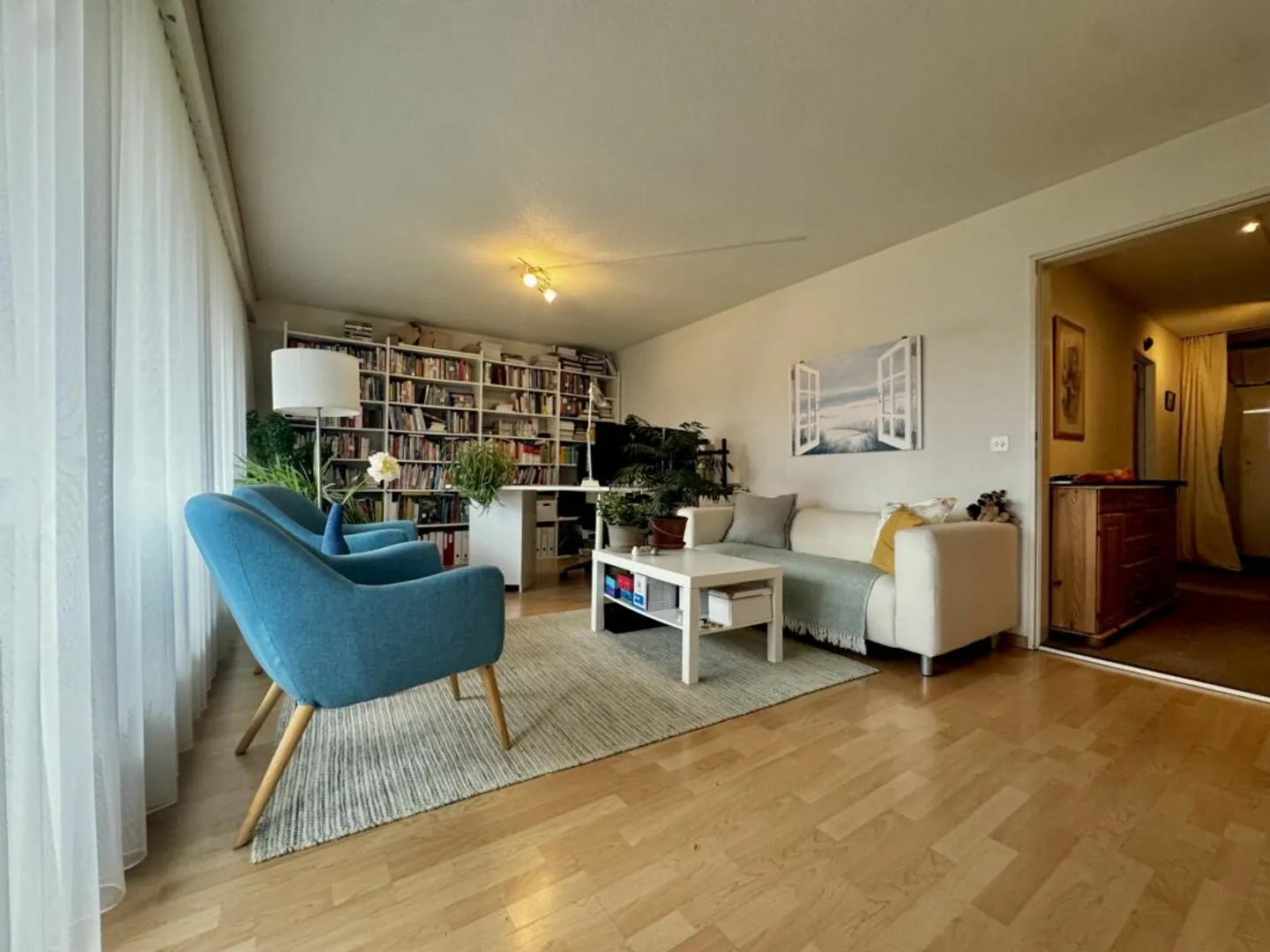 Appartement en rez-de-chaussée confortable dans un emplacement calme avec potentiel - Photo 3 sur 11