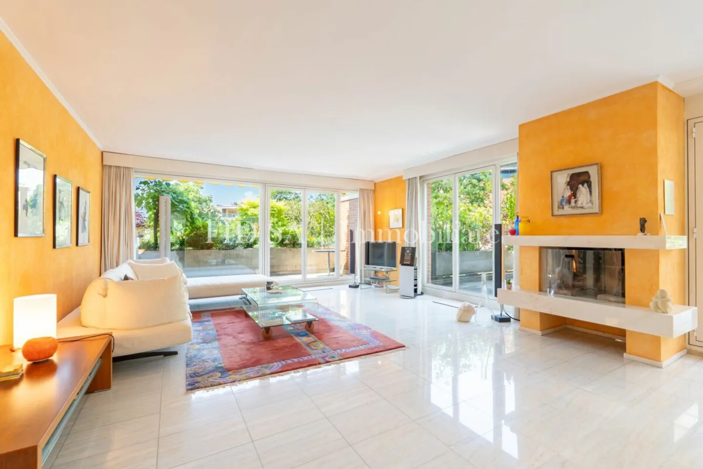 MINUSIO - Exclusive apartment with terrace immersed in greenery - Photo 4 of 12