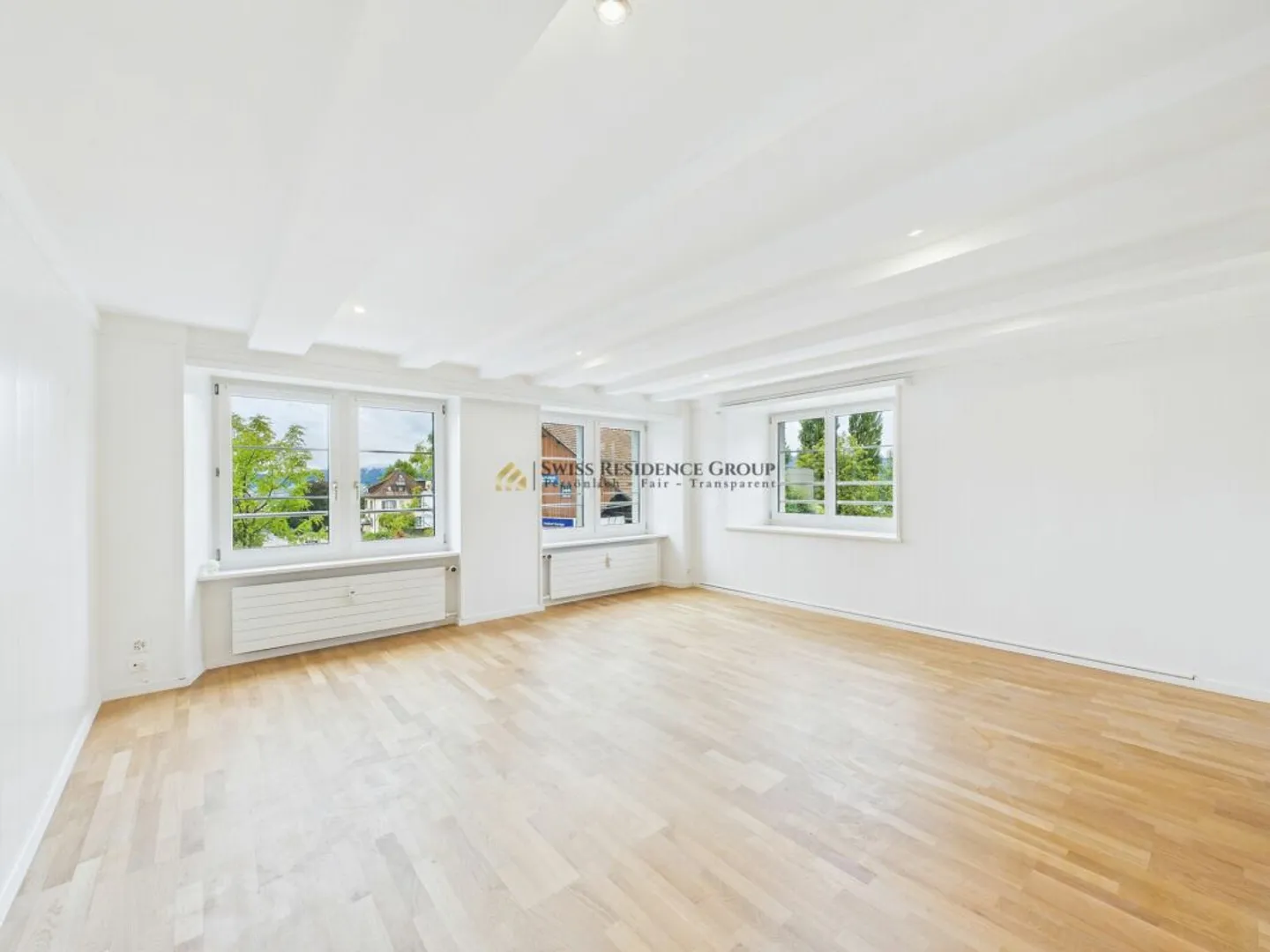 Charming Semi-Detached House for Rent in Küsnacht on Lake Zurich - Photo 1 of 13