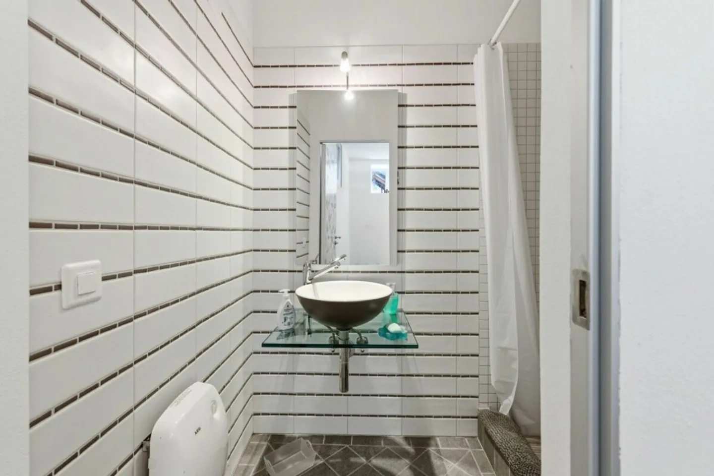 Loft-style stone rustic in the heart of Verzasca - Photo 7 of 7