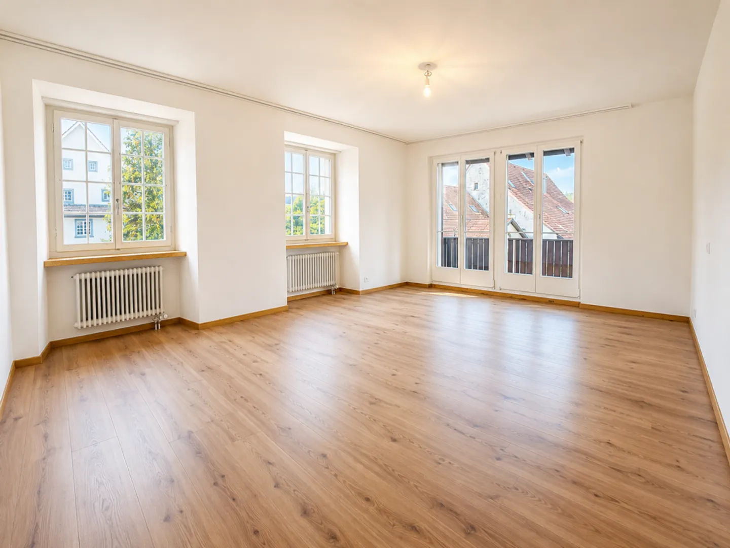 Spacious 5.5-room maisonette with 177 m² and two balconies - Photo 1 of 13