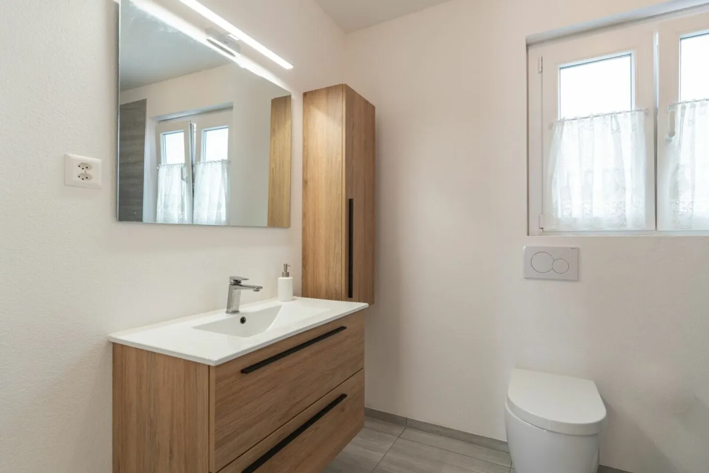 Appartamento 4.5 locali tranquillo - Foto 8 di 13