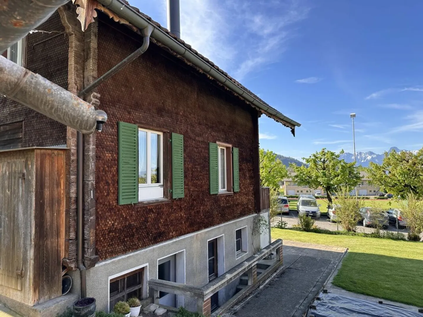 Casa unifamiliare di 5 stanze, da ristrutturare, con potenziale e riserva di terreno - Foto 12 di 13