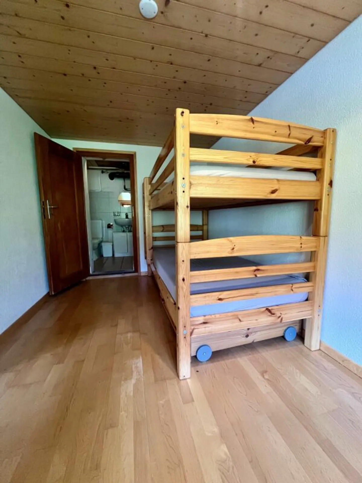 Chalet confortable de 4,5 pièces avec vue imprenable à Adelboden BE - Photo 13 sur 13