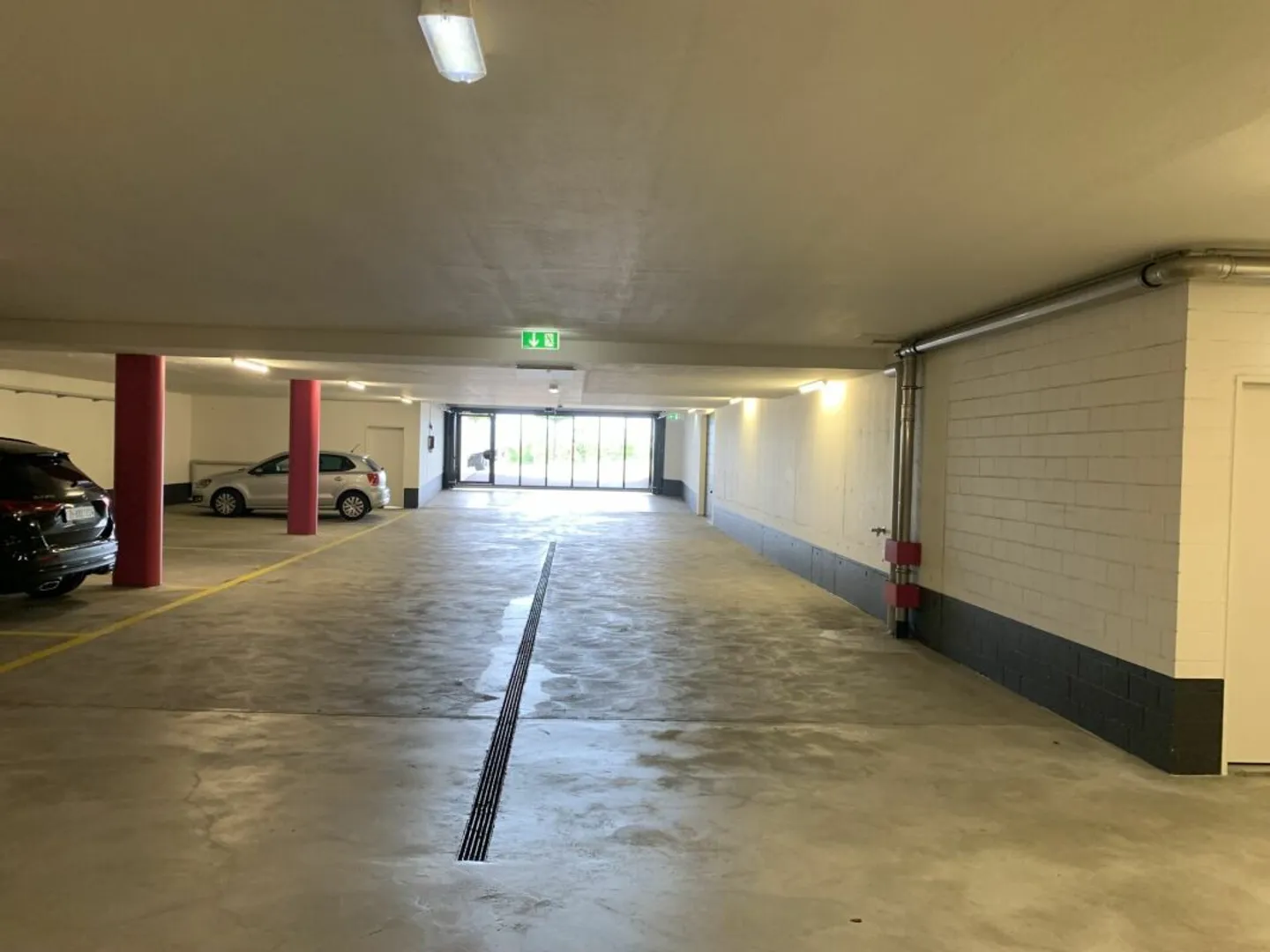 Tiefgaragenplatz - Foto 3 von 3