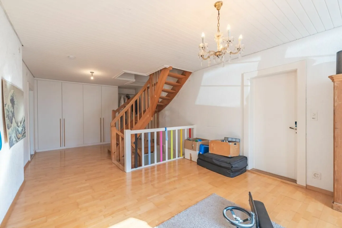 Affascinante casa bifamiliare in un vecchio edificio con grande proprietà - Foto 8 di 13