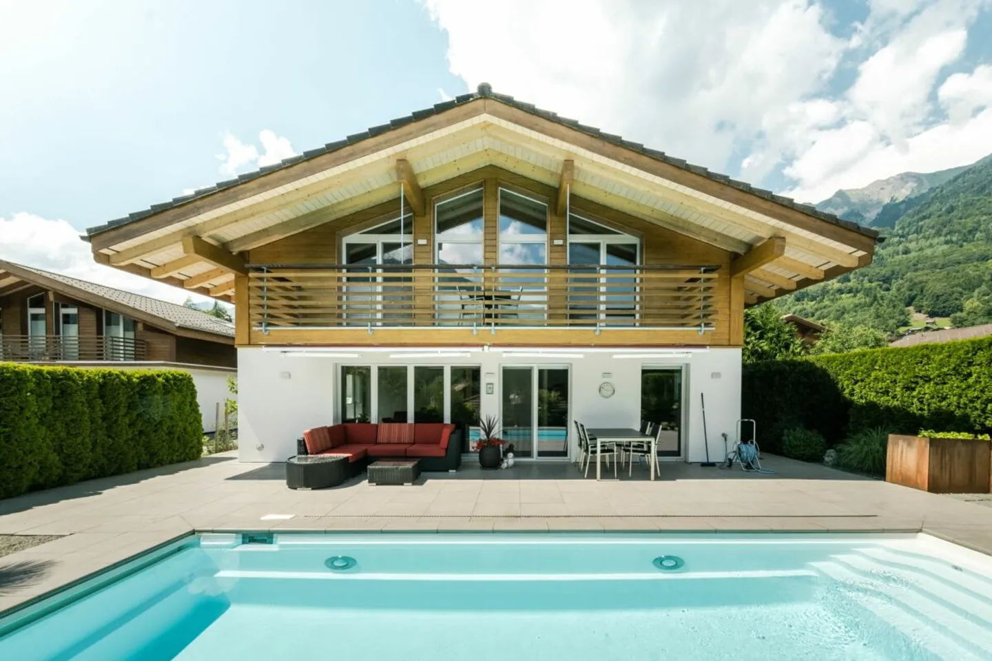 Exclusive single-family house with pool in Hofstetten - Photo 11 of 13