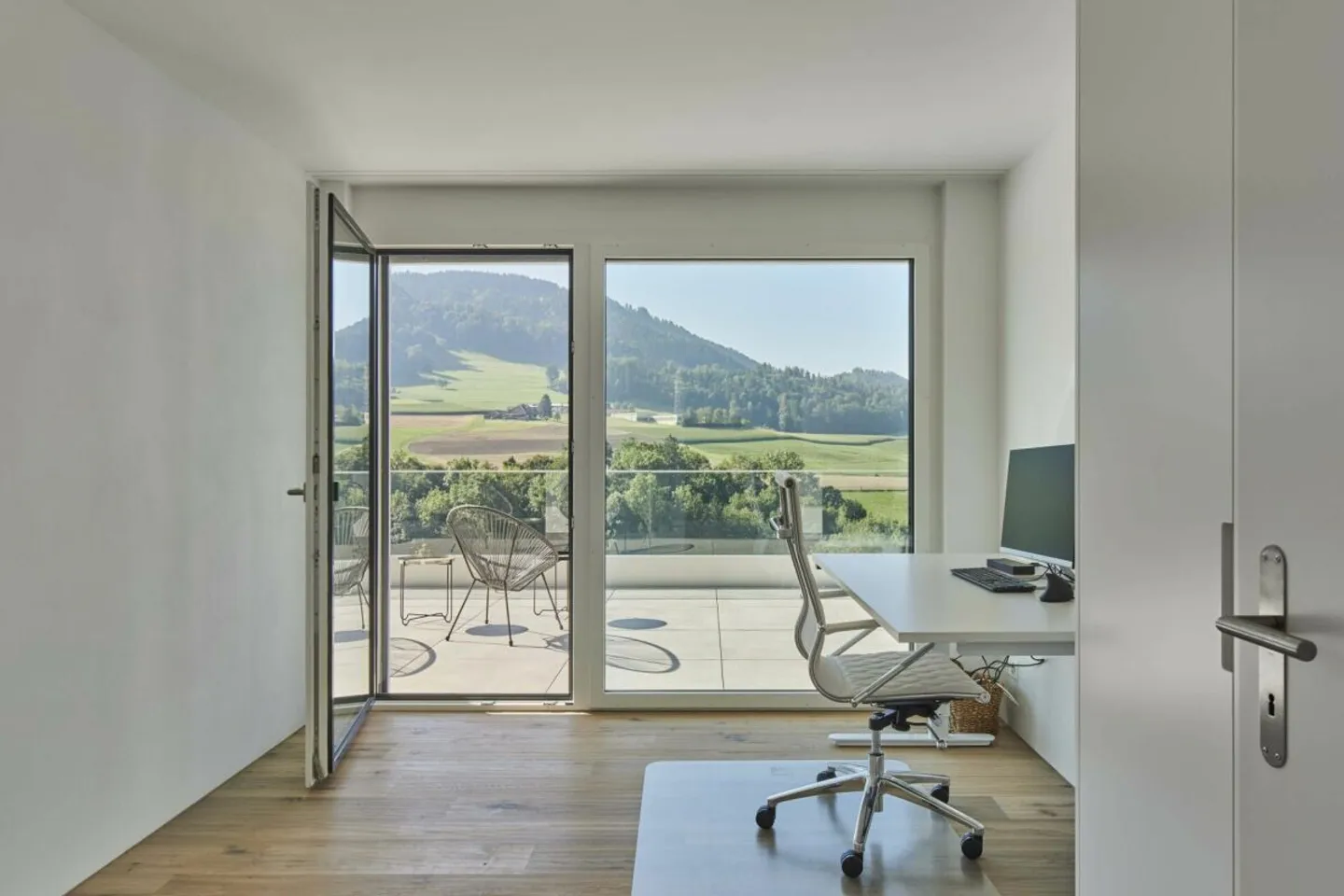 THE VIEW - AIRY TERRACE APARTMENT WITH MOUNTAIN PANORAMA - Photo 6 of 13