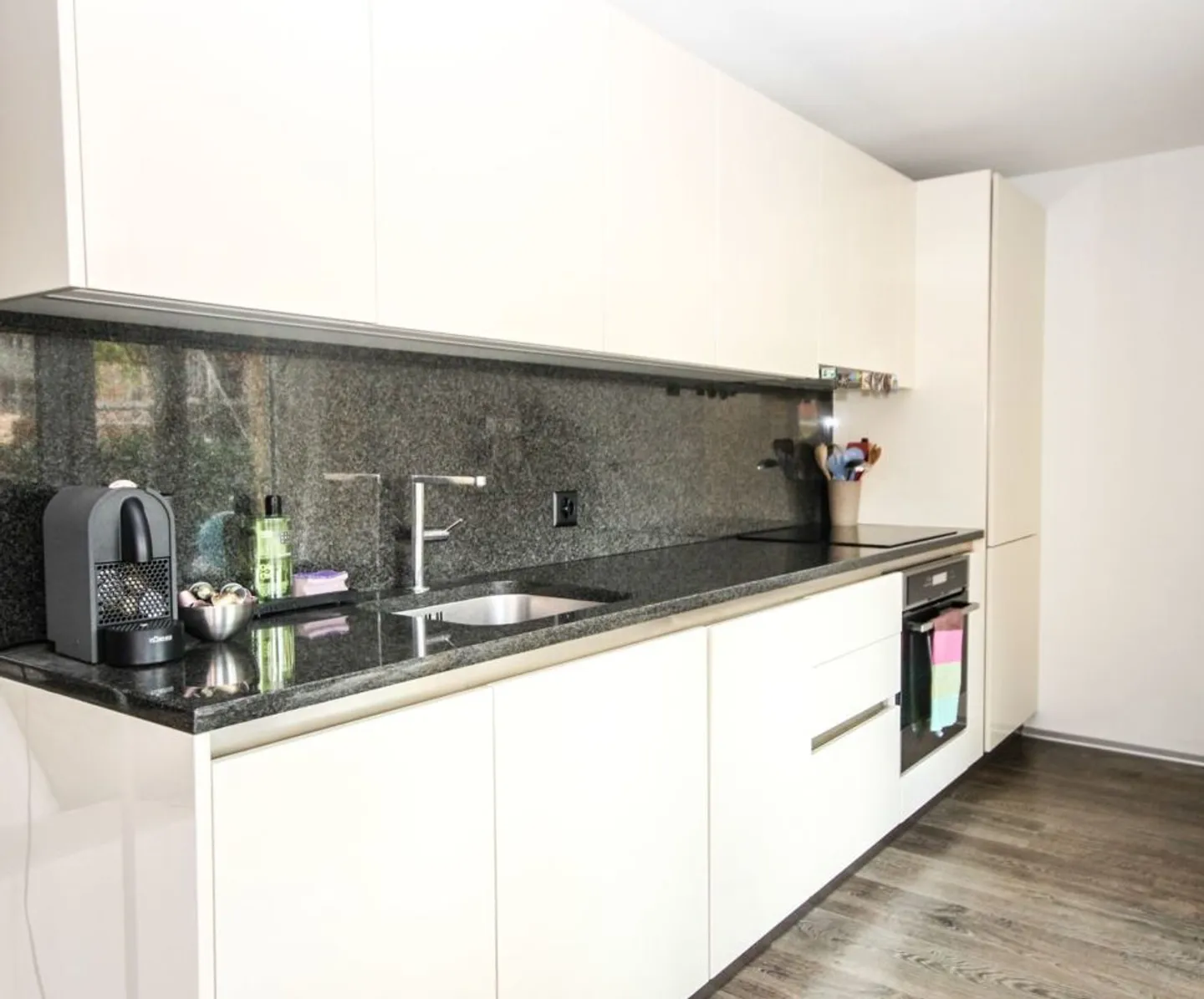 Appartamento singolo perfetto in posizione privilegiata! - Foto 1 di 5