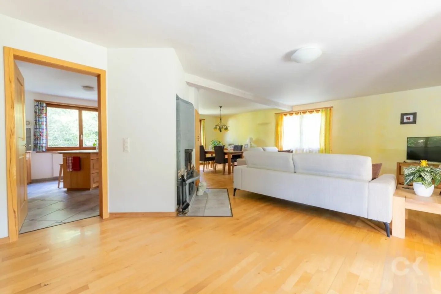 Einzigartiges Einfamilienhaus mit Feng Shui - Foto 8 von 13