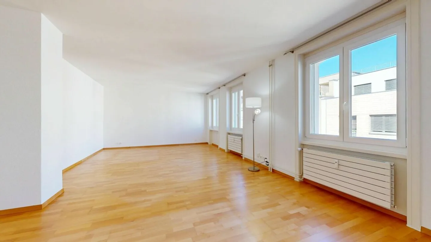 Grosszügige 2,5-Zimmer-Wohnung in Basel - Foto 3 von 13