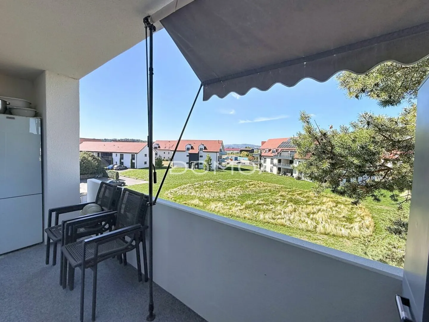 Bel appartement rénové de 4,5 pièces - Foto 10 von 13