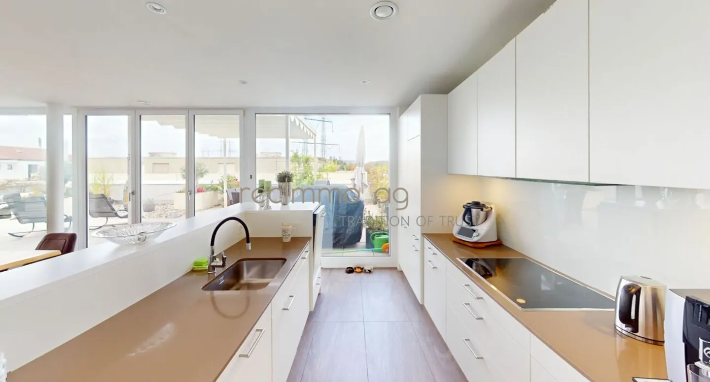 Appartement spacieux de 4,5 pièces avec terrasse exceptionnelle de 145 m² à Koblenz - Photo 1 sur 7