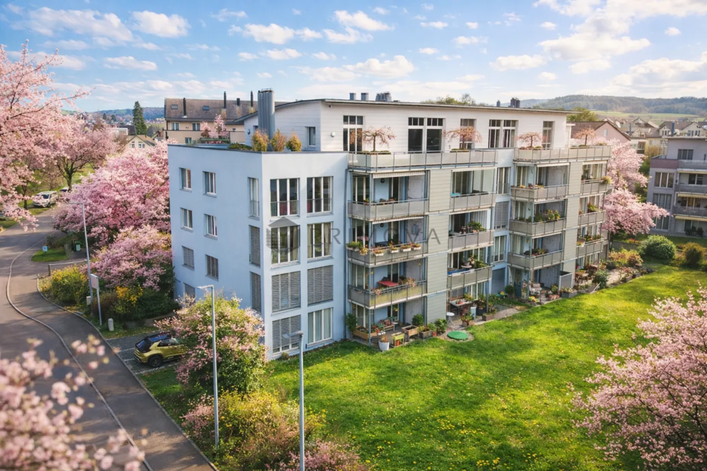 Murten: Freshly renovated condominium near the lake &amp; old town - Photo 1 of 12