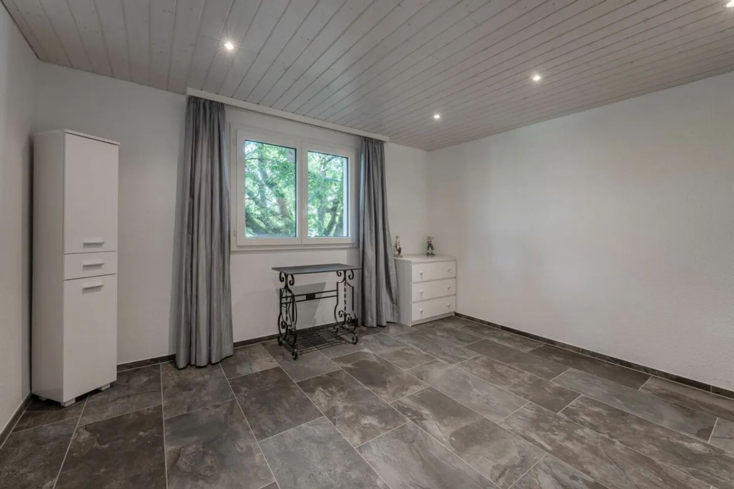 Charmantes Einfamilienhaus mit Garten - Foto 11 von 13