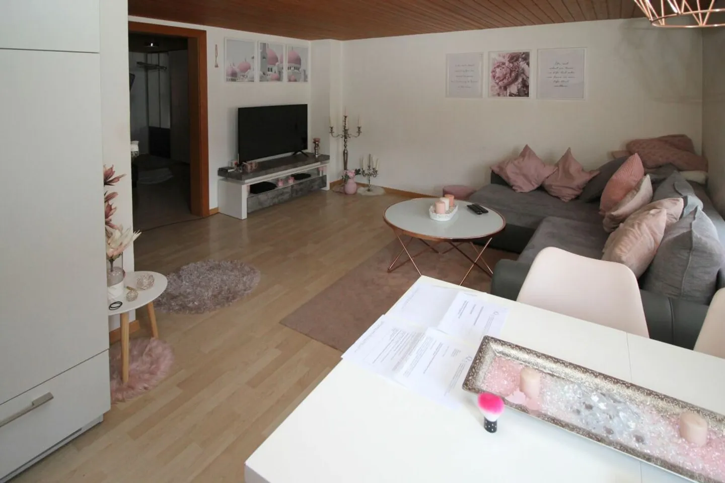Charming investment property in prime central location - Photo 7 of 13