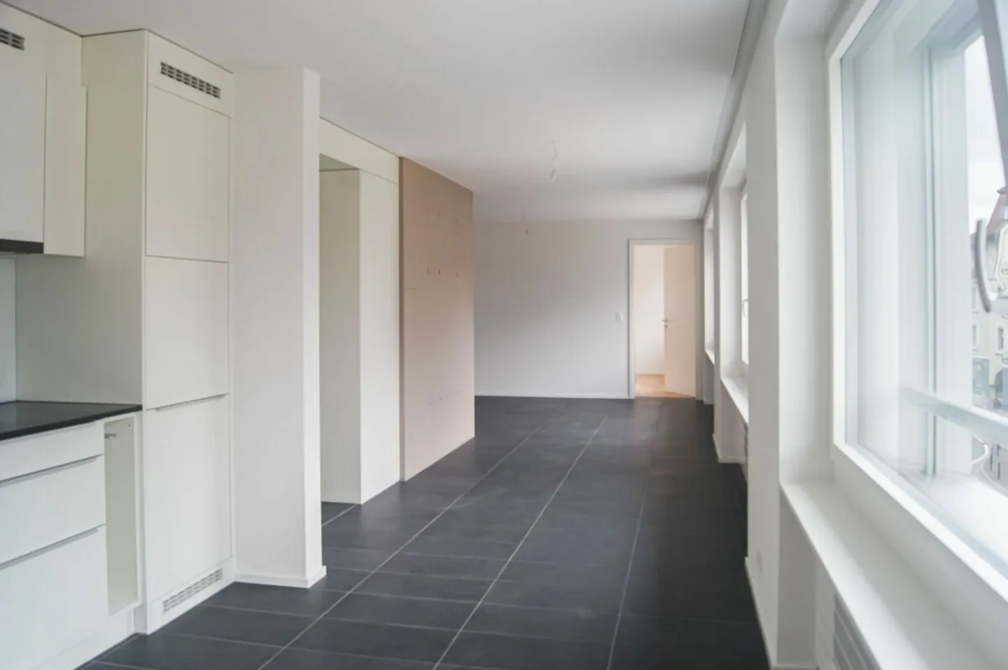 Living in the midst of the action! - Photo 3 of 9