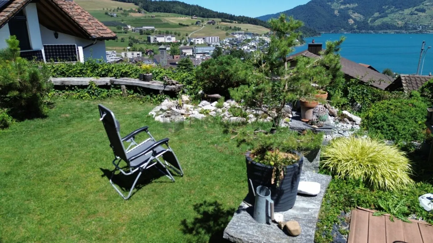 Ihre privates Paradies mit grandioser Aussicht und Garten - Photo 6 of 11