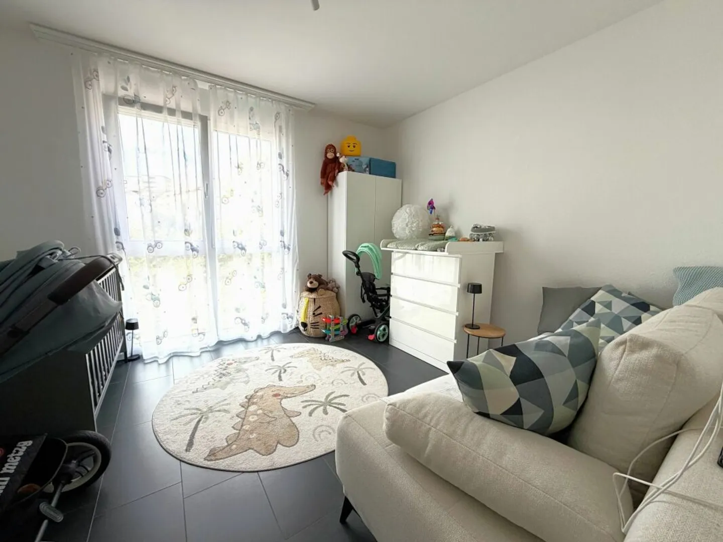 Moderne, helle und attraktive 4,5-Zi. Wohnung in Niederrohdorf AG - Photo 8 sur 11