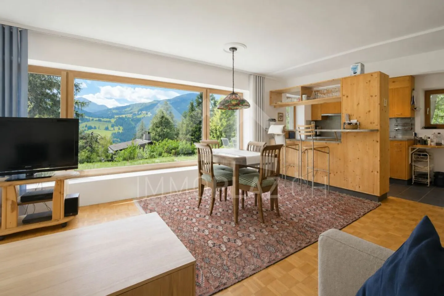 Heimeliges Ferienhaus an ruhiger Südhanglage in Savognin - Photo 4 of 7