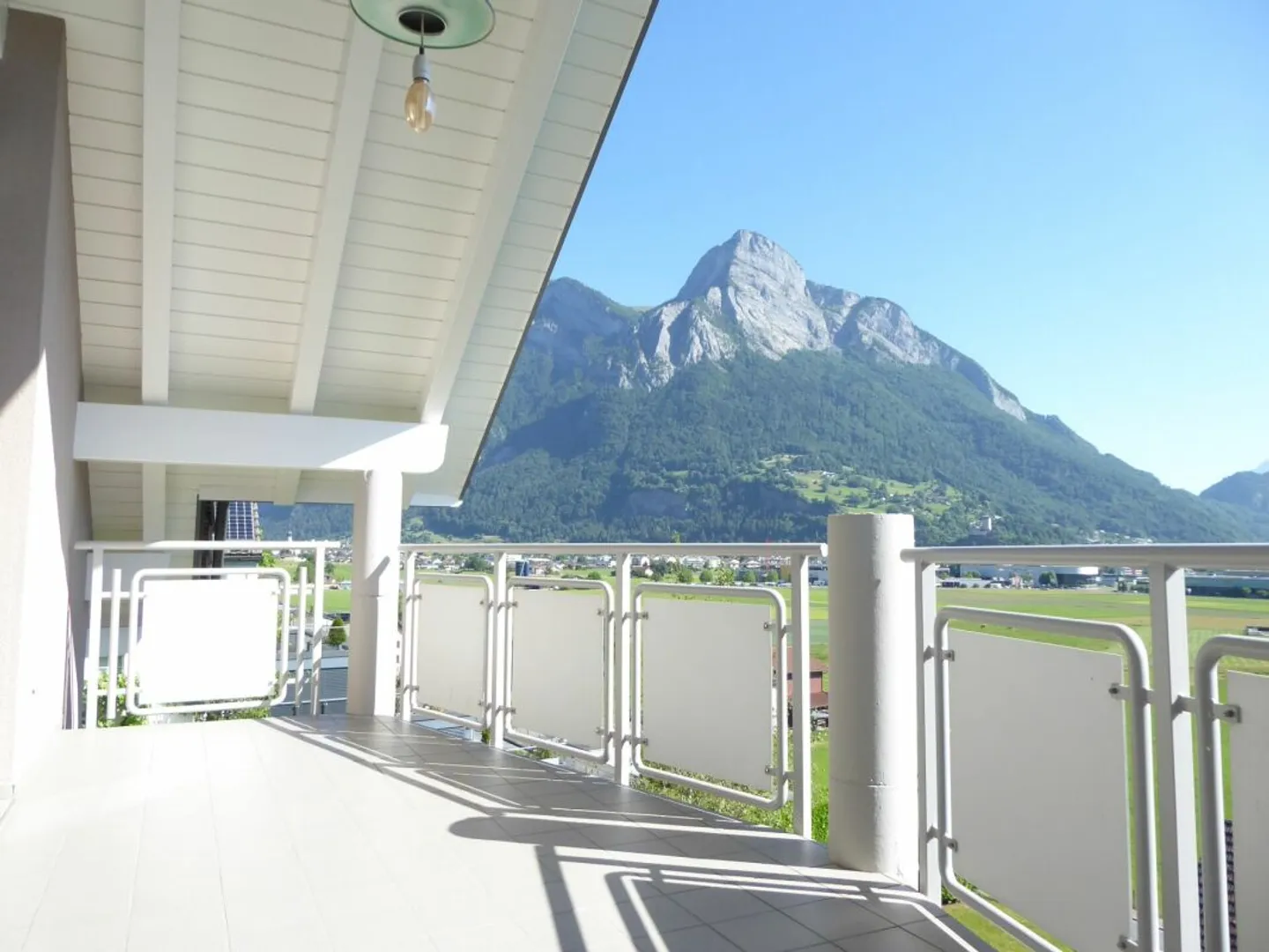 Freistehendes Einfamilienhaus mit Aussicht - Foto 9 von 13