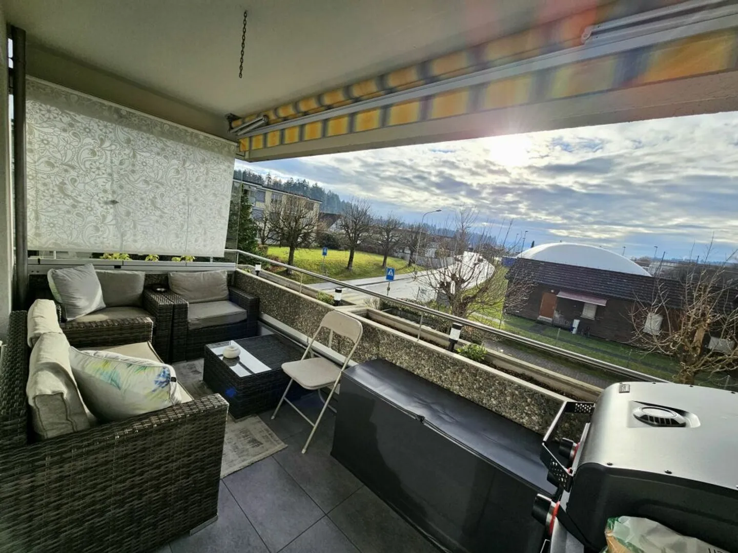 Appartamento luminoso 4.5 locali con balcone - Foto 7 di 13