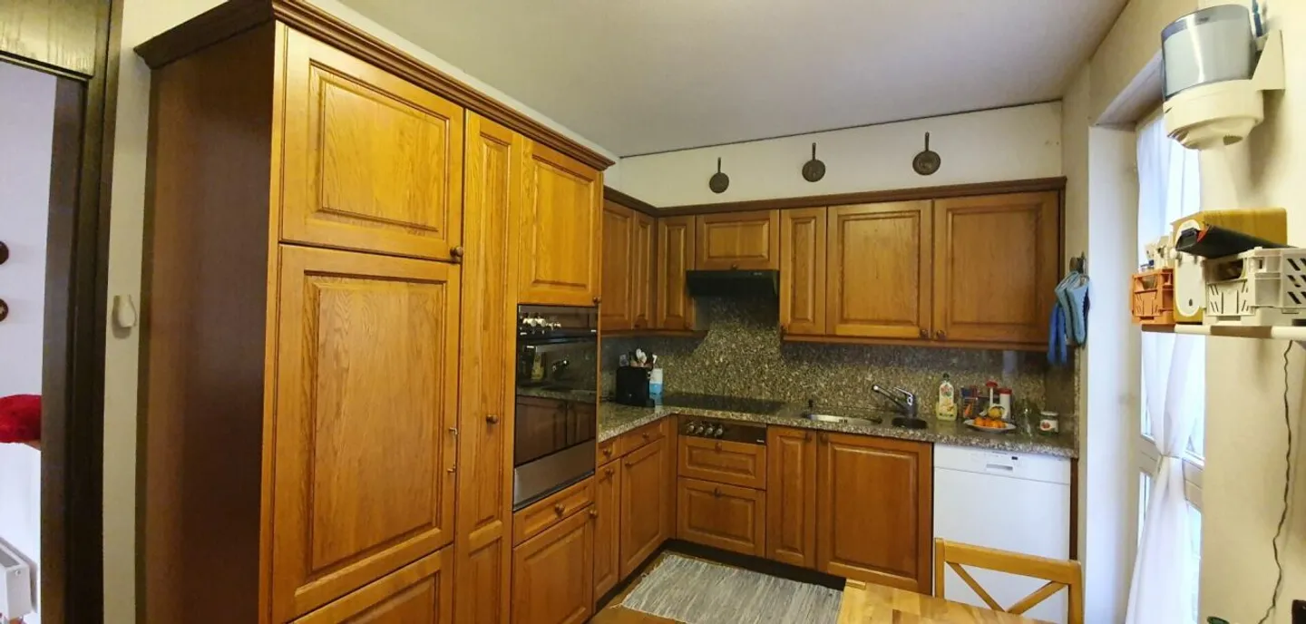 Stupenda casa in posizione residenziale - Foto 7 di 13