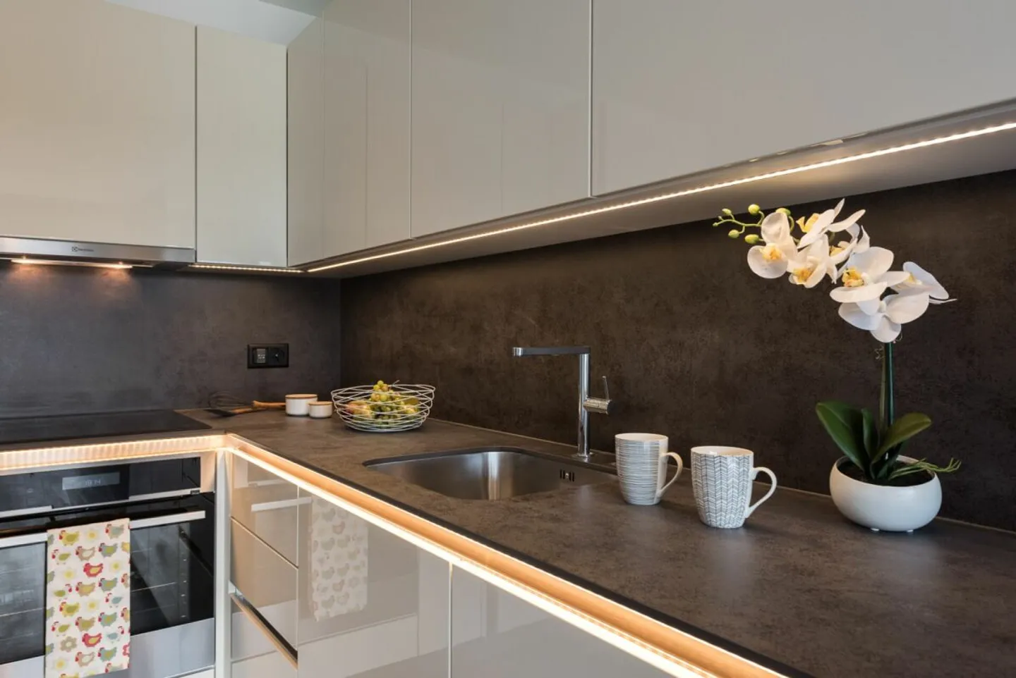 Moderne Erdgeschoss-Wohnung - Foto 2 von 9