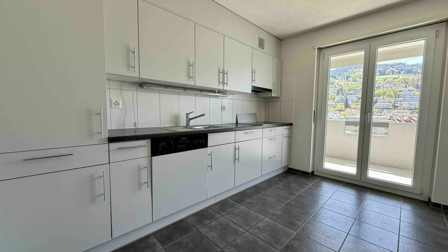 Appartement en attique de 3,5 pièces - Photo 7 sur 13