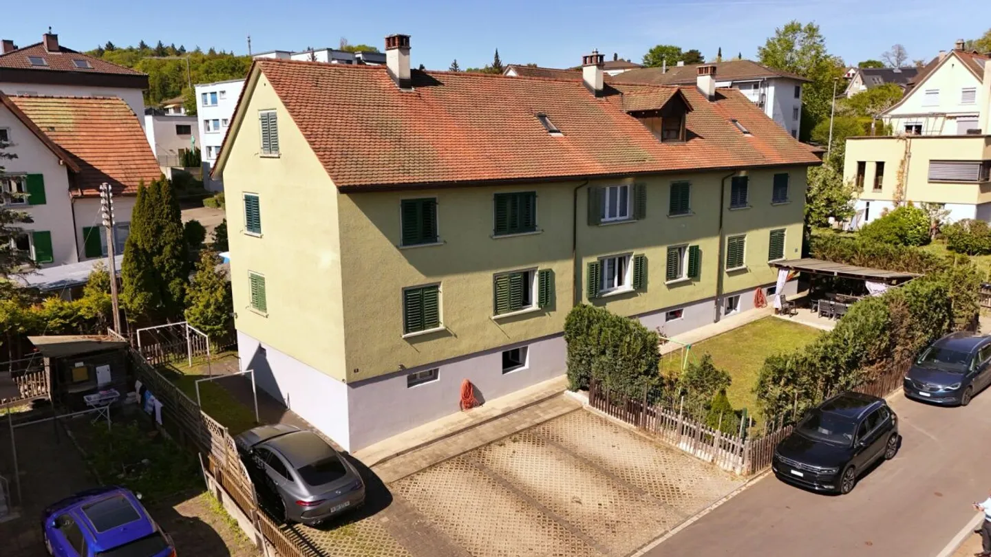 Fully Rented Residential Building - Photo 3 of 8