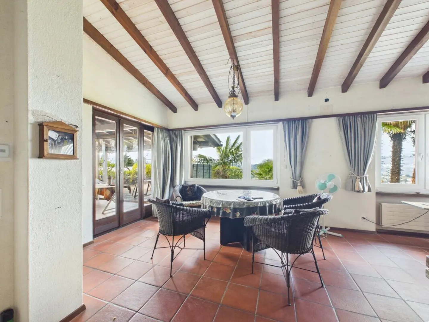 Beautiful house with breathtaking view - Photo 8 of 13