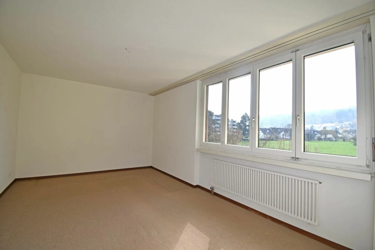 Spacious Apartment in Regensdorf - Photo 6 of 13