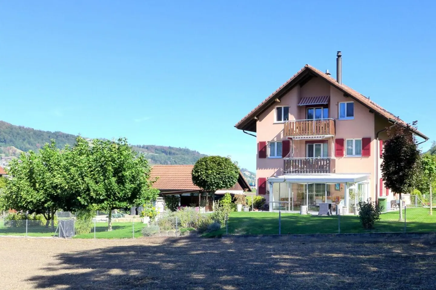 Charmante Wohnung mit Garten - Foto 3 von 13