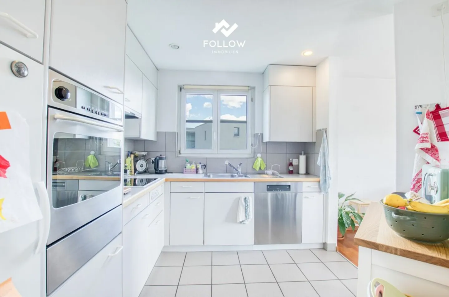 Cozy, spacious and quiet location: Bright apartment with balcony and elevator - Photo 4 of 13