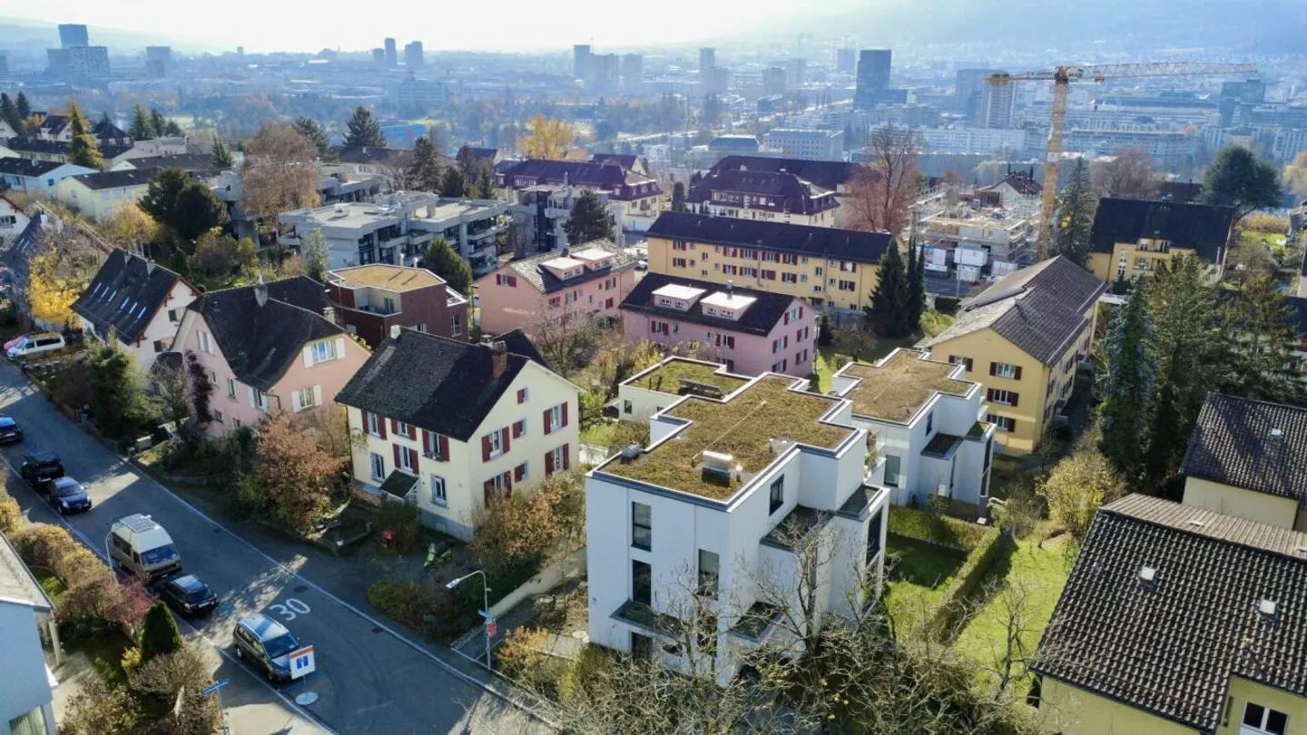 Appartamento esclusivo di 4,5 locali in una posizione privilegiata a Zurigo Höngg - Foto 13 di 13