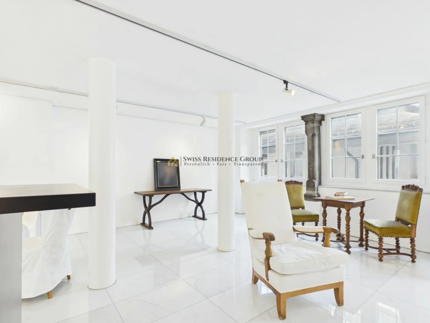 Exclusive 2.5-room apartment with Grossmünster & Limmat view - Photo 5 of 13