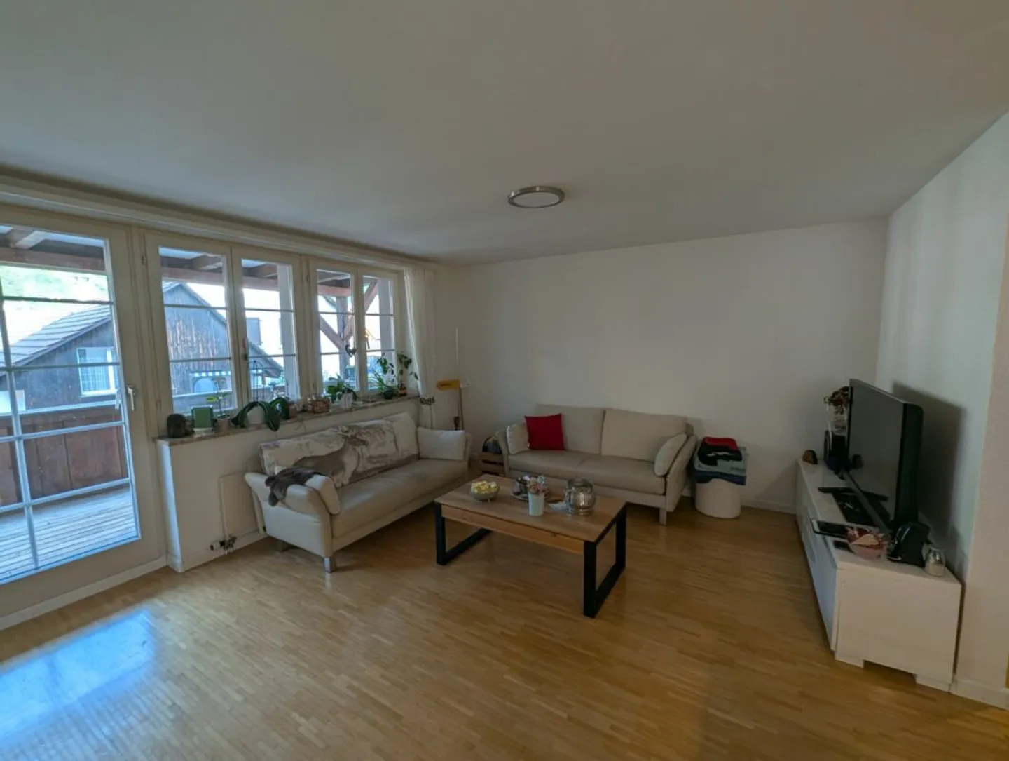 Appartement spacieux avec grand balcon - Photo 1 sur 7
