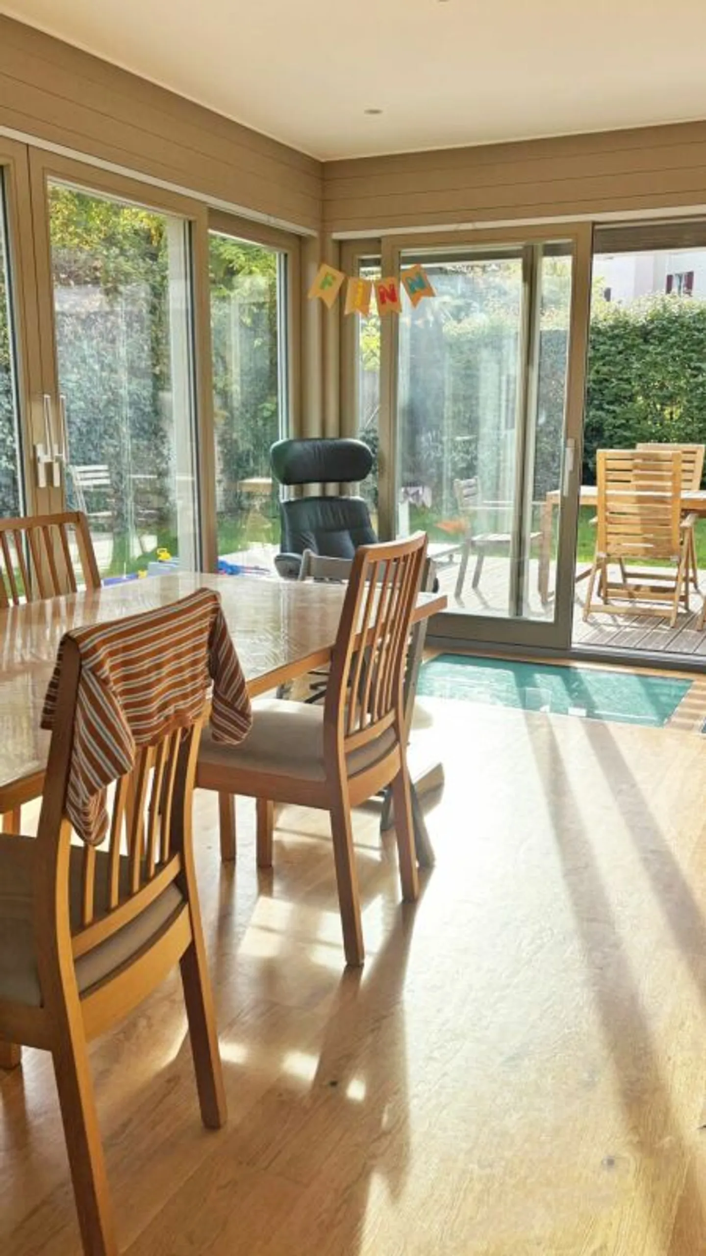 Duplex moderno con piscina e vista - Foto 7 di 13